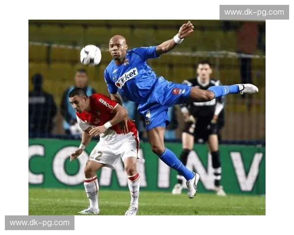 法甲双雄的荣耀与恩怨:波尔多与摩纳哥的足球史诗