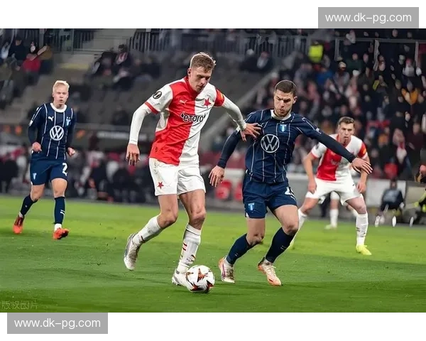 勒沃库森vs哥本哈根:不是一场普通的比赛,而是新王加冕的序曲?
